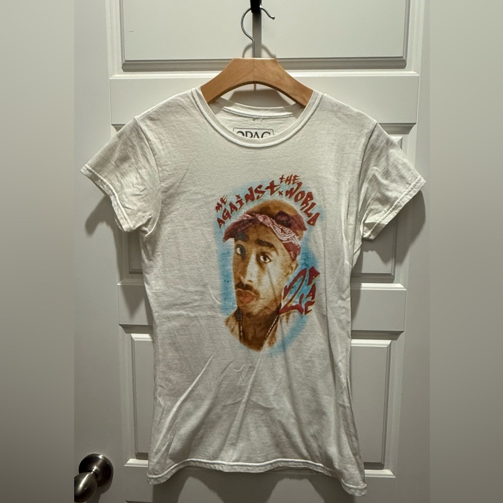 Tupac Graphic Women’s T-Shirt